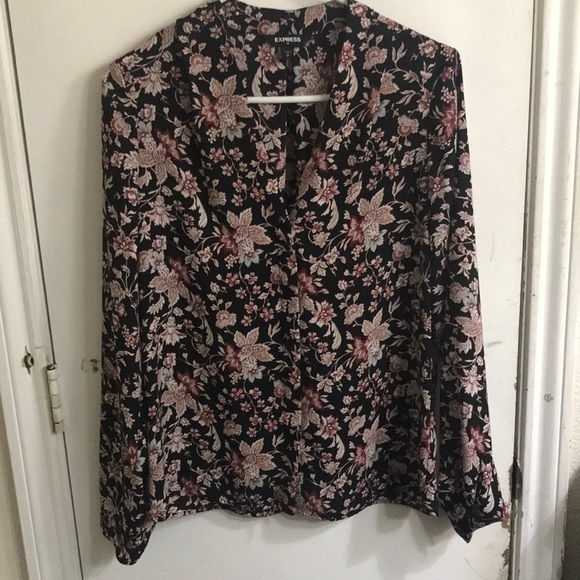 EUC! Express black floral blouse, size S/P, - Picture 1 of 2